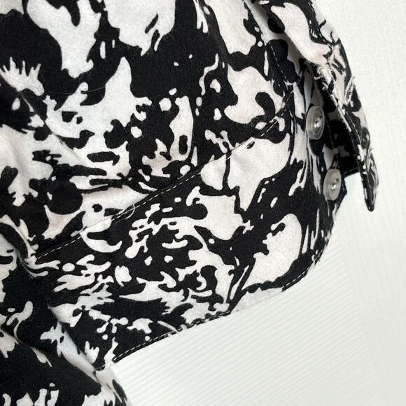 212 collection Women’s Black White Print 3/4 Sleeve Stretch Button Down Blouse L - Picture 12 of 16
